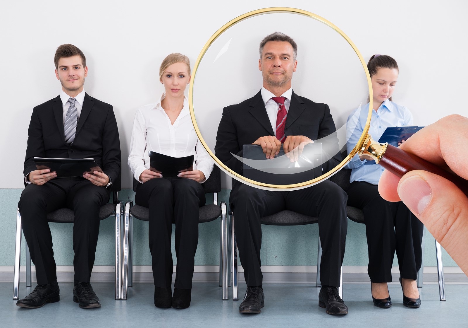 Recruiting Passive Candidates: How to Find Hidden Talent