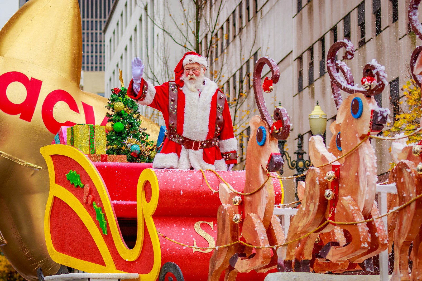 Seasonal Jobs for the Holidays: Top Companies Hiring in 2017