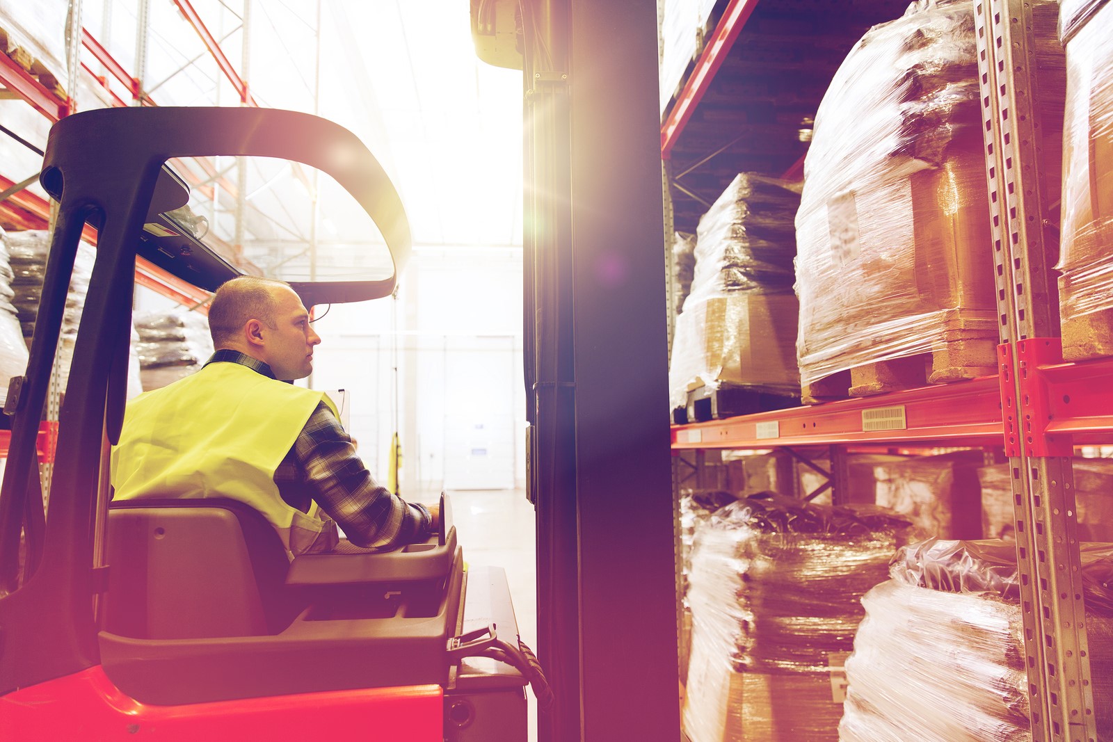Improve Warehouse Safety: Tips for Employers