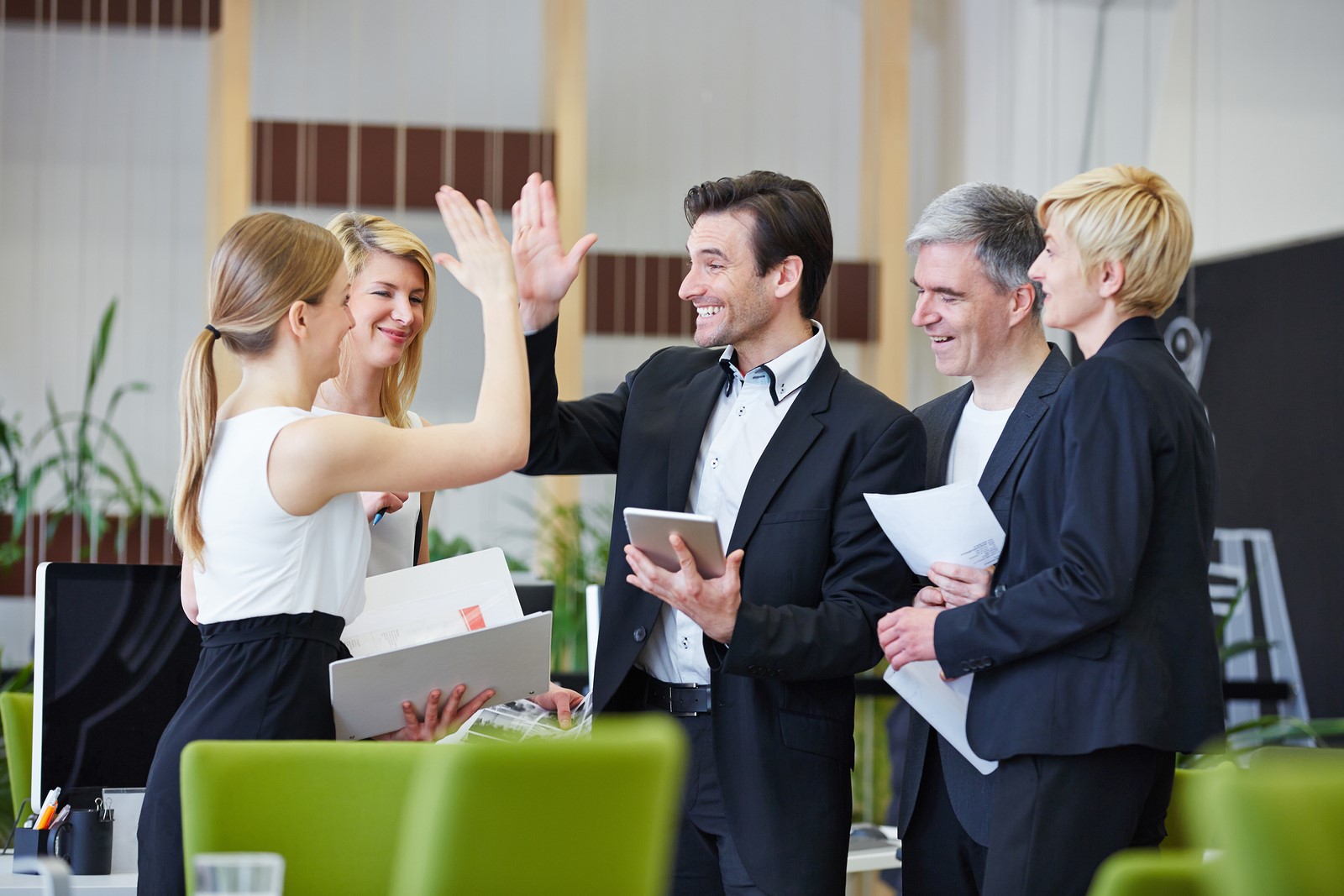 Factors Affecting Employee Satisfaction, and How to Track Them